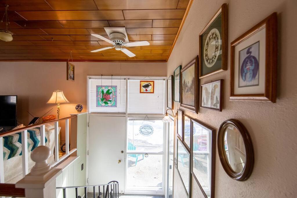 The Mint Cottage With Garden แองเคอเรจ ภายนอก รูปภาพ