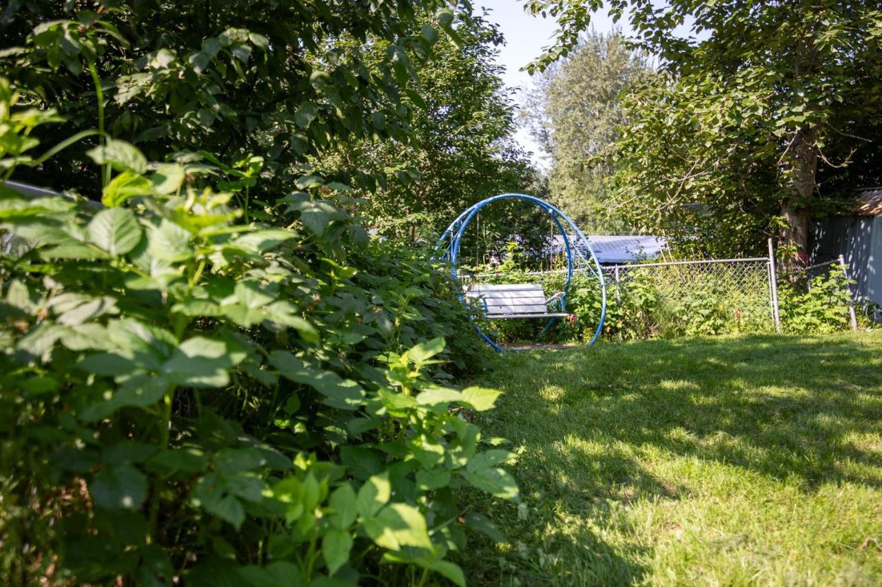 The Mint Cottage With Garden แองเคอเรจ ภายนอก รูปภาพ